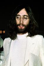 John_Lennon_31-08-2011_54CEQV6.jpg