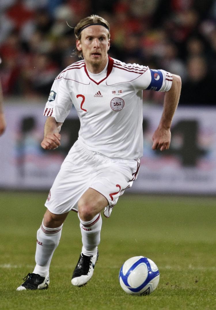 spilletid. Landsholdets anfører Christian Poulsen jagter spilletid. Og det kan han måske få i Stoke, hvis klubben går med til en byttehandel. 