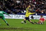 Videre. Agger (i midten) er kommet til en god klub i en god liga, lyder det fra Brøndby. 