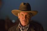 Westernhybrid. Harrison Ford har igen taget hat på. Ikke for at give den som action-arkæologen Indy, men for at bekæmpe rumvæsener i en ny genrehybrid af en film. 