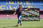 HJEMVENDT. Efter otte år i engelske Arsenal vendte Cesc Fabregas denne sommer hjem til barndomsklubben FC Barcelona. 
