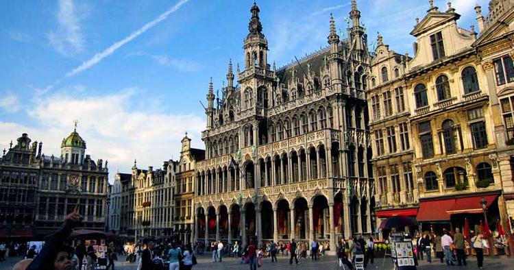 IKONISK. Grand Place er en af Belgiens største turistattraktioner og på UNESCO's verdensarvsliste. 