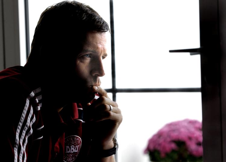 Stopklods. Thomas Sørensen har  tidligere i karrieren været med til at vinde en vigtig kamp mod Norge. 