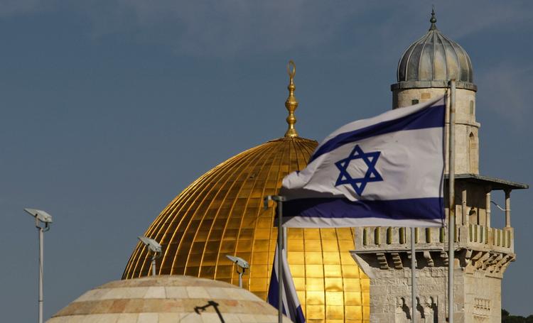 Israel. Den israelske stat kan ikke længere ignorere militærjuntaen i Kairo. 