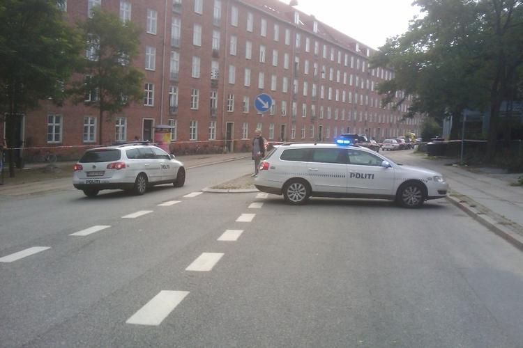 DRABSSAG. Vesterfælledvej i København er spærret af, efter en kvinde er fundet dræbt. 