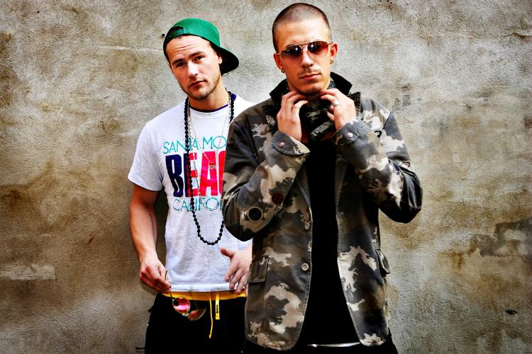 Hitmagere. Nik &amp; Jay er blandt de store kunstnere, der nu kommer i stald hos Universal Music. 