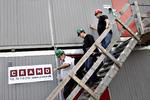 arbejdsbetingelser. 1. september tog tre faglige repræsentanter forskud på kontrolbesøgene. Øverst faglig sekretær Henrik Brogaard, dernæst 3F-formand i Nordsjælland Mogens Larsen og nederst er det faglig sekretær Erling Olsen. 