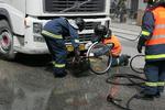højresving. Selv om antallet af dræbte i højresvingsulykker er på vej ned, er der behov for at bevare opmærksomheden på fænomenet, mener Rådet for Sikker Trafik, der bidrager i ny kampagne, der kan ses i gadebilledet fra i dag. 