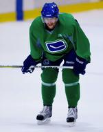 fysik. Jannik Hansen er blandt den lille udsøgte skare spillere, som har spillet 104 kampe i NHL-sæsonen. 