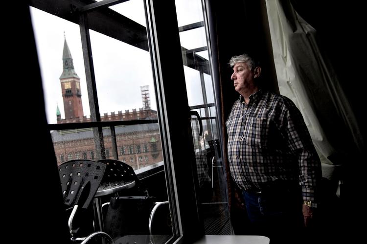 Forsinket pris. Ricardo González Alfonso fik Politikens Frihedspris og en invitation til København allerede for et år siden. Men visumproblemer og venten på et spansk pas har forsinket overrækkelsen til nu. 