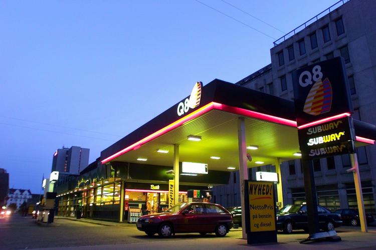 Benzinselskabet Q8 er et af de multinationale selskaber, som ikke betaler skat i Danmark trods overskud. 