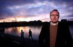 Tilfældigt. B.T.s chefredaktør Olav Skaaning Andersen afviser enhver mistanke om, at historien om Helle Thorning-Schmidts nye skattesag er timet i forhold til valgkampen. 