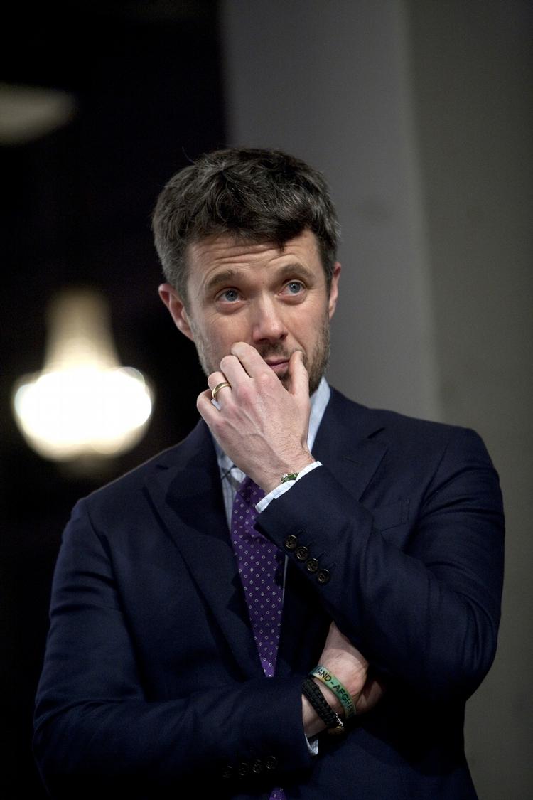 Rutineret. Kronprins Frederik bliver far til fire, når tvillingerne er blevet født. 