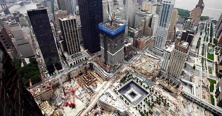 NAVNESKIFT. New Yorks borgmester, Michael Bloomberg, appellerer til, at man holder op med at kalde Ground Zero for Ground Zero. 