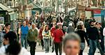 RAMBLAEN. Barcelonas hovedstrøg er kendt som et sted, hvor turisten skal holde på hat og briller. 