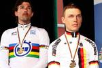 KOngen. Fabian Cancellara vandt sin fjerde VM-titel i 2010, hvor Tony Martin (t.h.) fik bronze. 