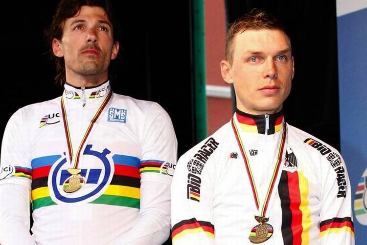 KOngen. Fabian Cancellara vandt sin fjerde VM-titel i 2010, hvor Tony Martin (t.h.) fik bronze. 