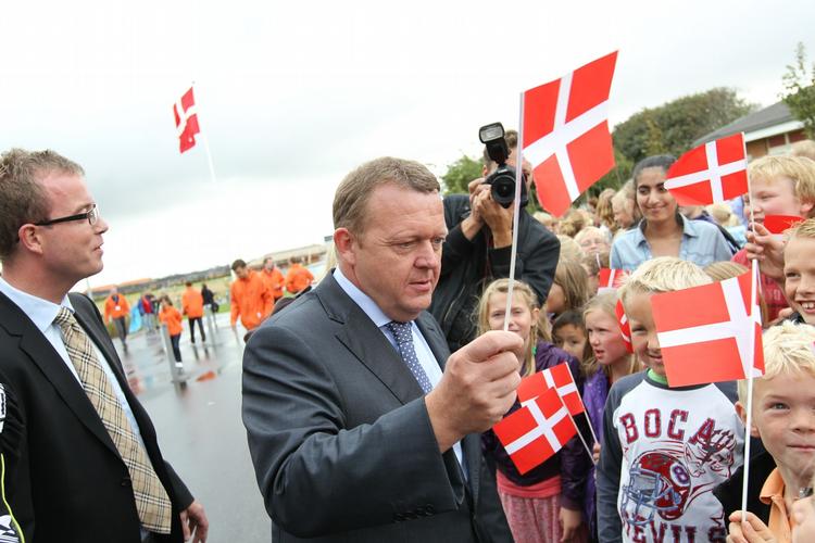 værdikamp. Lars Løkke Rasmussen advarer mod, at udlændingepolitikken udvandes, hvis de oppositionen og de kulturradikale kommer til magten. 
