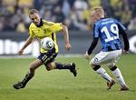 Overmatchet. Tilskuerne kårede Dennis Rommedahl som Man of the Match, da debutanten løb noget rundt med Ronnie Bendtsen. 