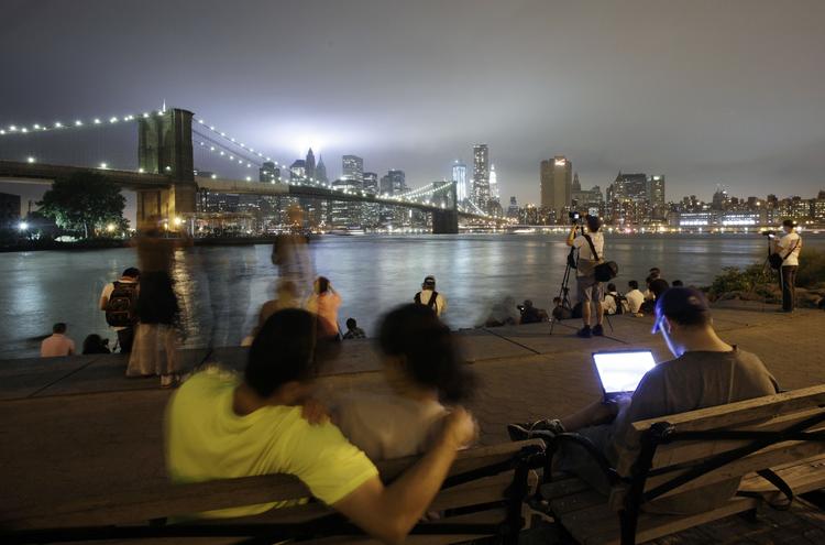 For de fleste newyorkere, som politiken.dk mødte, var 11. september bare en helt almindelig søndag. De fleste, som valfartede til Ground Zero, var turister og amerikanere fra andre dele af landet. 