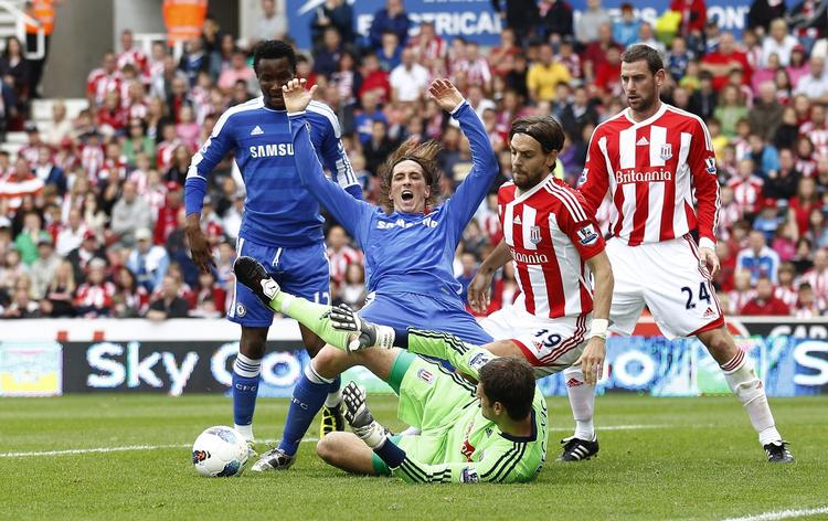 Problembarn. Fernando Torres har haft det svært på banen for Chelsea, og nu er han også kommet i vanskeligheder udenfor banen. 