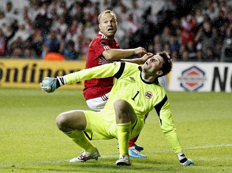 Formstærk. Til trods for at Lars Jacobsen ikke har fået seriøs kamptræning i fire måneder, så var han blandt Danmarks bedste i 2-0-sejren over Norge i sidste uge. 