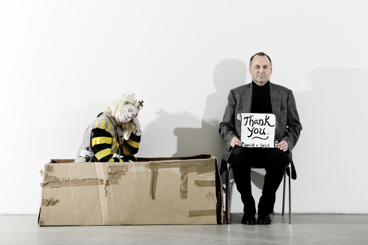 Avantgarde. Leif Djurhuus siger, at gode kunstnere er forud for deres tid: »De er i stand til at reflektere over noget, som vi andre måske først reflekterer over om 10 år, og de er samtidig i stand til at omsætte tanken til lærredet, til en installation, en lyd eller en performance«. 