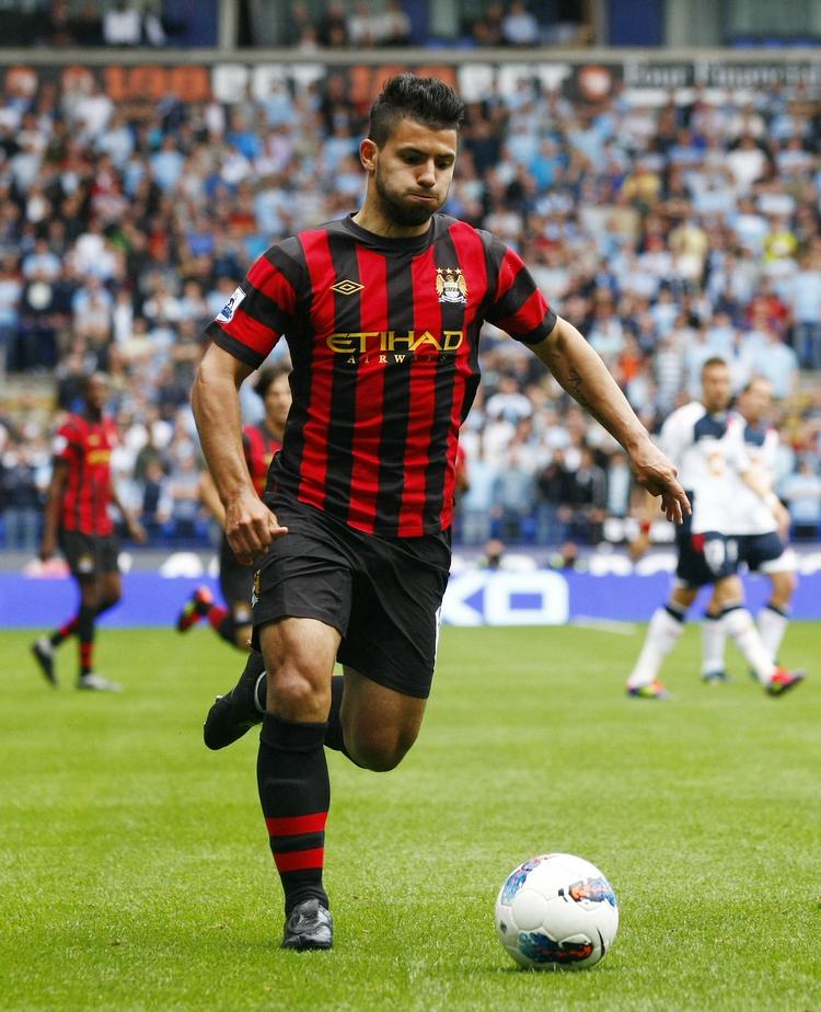 Målmaskine. Med seks pletskud i sine første fire kampe for Manchester City har argentineren bevist, at han ikke bare er Maradonas svigersøn. 