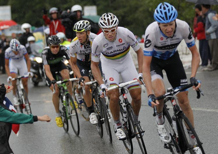 REGNBUESTRIBET. Thor Hushovd har vist sin verdensmestertrøje flot frem i år. 