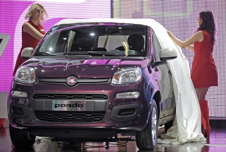 Afsløring. Den nye Fiat Panda bliver større end den nuværende, der kan fås til under 100.000 kroner. Den nye bliver sandsynligvis lidt dyrere. 