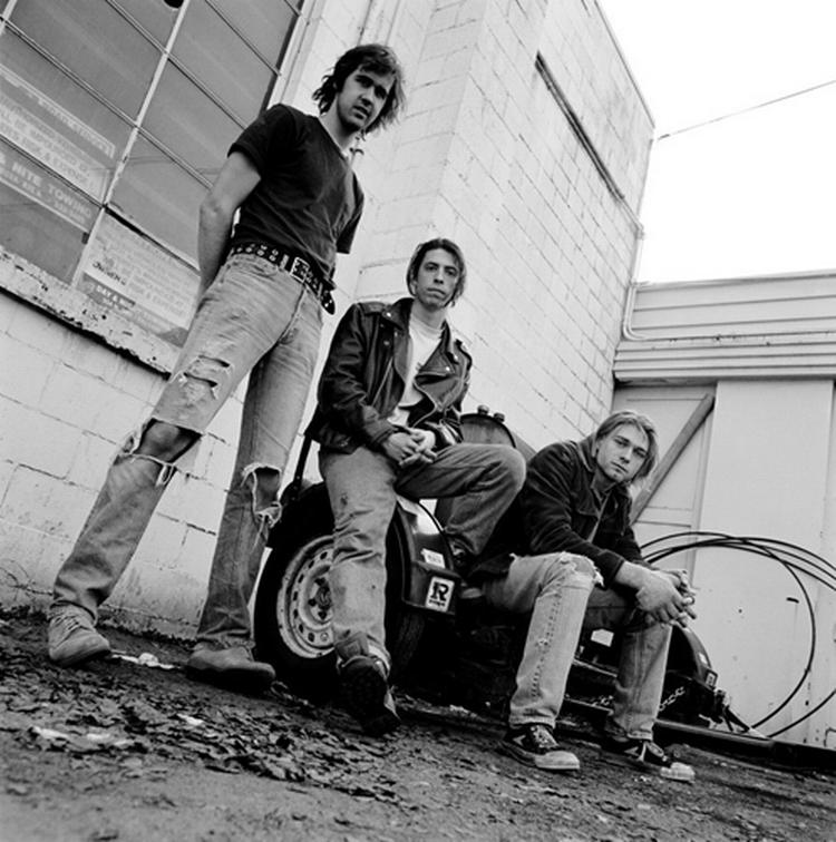 Hyldest. 144 bands spiller Nirvana-hittet 'Smells Like Teen Spirit' til canadisk hyldestkoncert. 