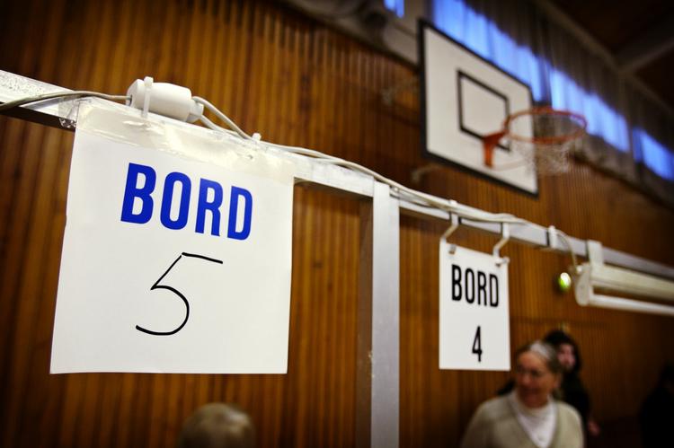 Nedskæringer. Der er næsten 200 færre valglokaler i år i forhold til sidste folketingsvalg i 2007. 