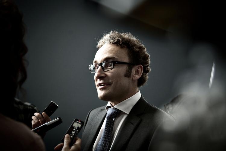 Nyvalgt. Ole Birk Olesen er kommet ind i Folketinget men må foreløbig vente på dom fra lægerne, der undersøger ham for en mulig hjertefejl. 