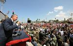 Kritik. Tyrkiets premierminister, Taytip Erdogan, dundrer mod al-Assads styre under et besøg i Libyens hovedstad Tripoli. 