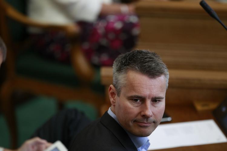 Nedtur. Socialdemokratiets politiske ordfører Henrik Sass Larsen har haft et skidt valg. 