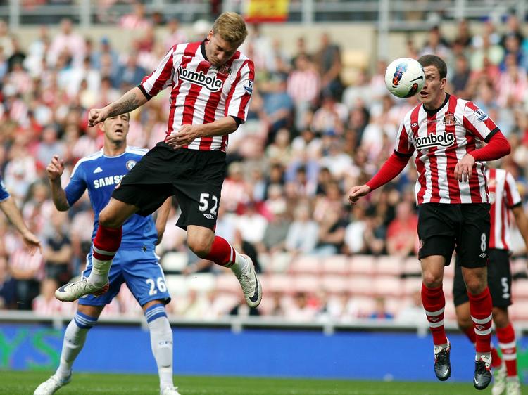 FYRTÅRN. Nicklas Bendtners hovedspil er noget af det, der skal hjælpe med at opfylde ambitionen om at blive topscorer. 