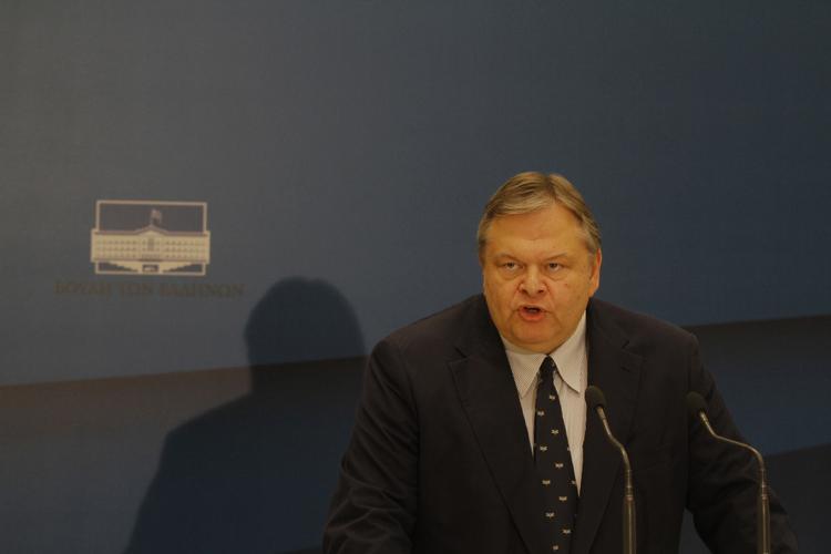 Sparekur. Grækenlands finansminister, Evangelos Venizelos, varsler endnu skrappere sparekrav for det gældsramte land. 