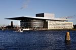 Operaen modtager et årligt tilskud på 48 millioner kroner fra Københavns Kommune. 