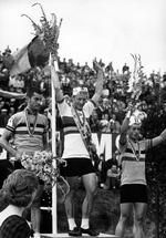 verdensmester. I 1970 blev Jørgen Schmidt verdensmester hos amatørerne i Leicester, og nu er en anden Schmidt verdensmester for juniorer. 