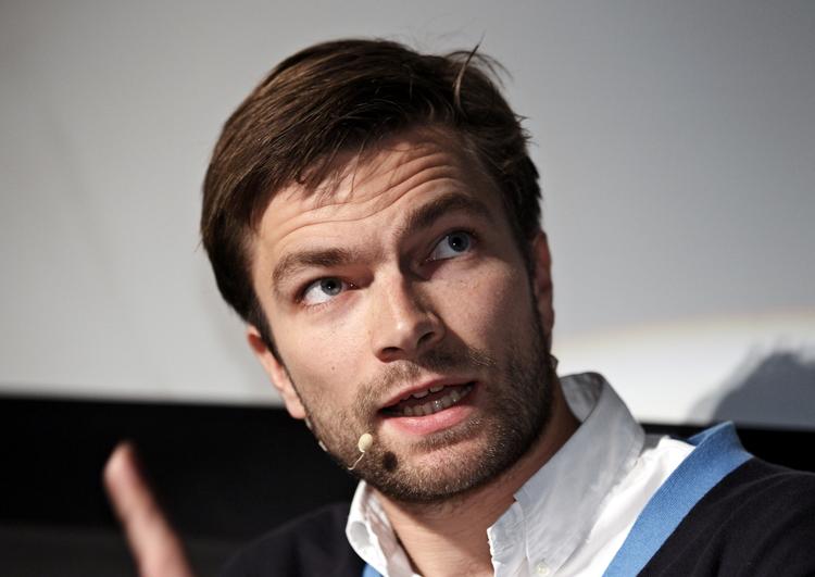 Vært. Thomas Skov vil i løbet af efteråret støvsuge landet for originaler til sit nye program på DR Mama. 
