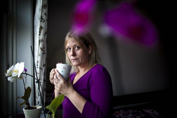 Stavnsbundet. Tanja Nielsen ville gerne flytte fra sin andelsbolig, men den er faldet med 450.000 kroner i værdi, siden hun købte den. 