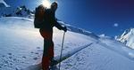 Op op op. Med touringski får man en helt anden oplevelse på skiferien. 