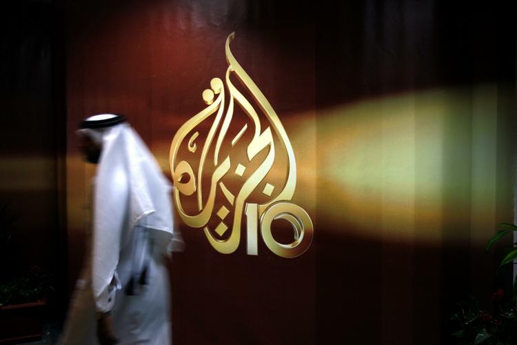Talerør. Al-Jazeera sender fra Qatar, og er formelt set uafhængig. Kanalen vurderes dog at repræsentere de lokale magthaveres holdninger. 