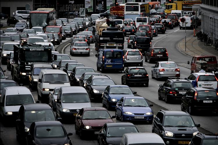 Trafikos. Som hjertepatient skal man holde sig fra trafikos, for eksempel morgentrafikken på Åboulevarden. 