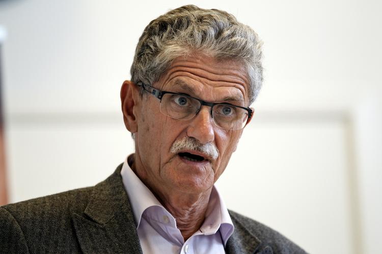 Erfaring. Mogens Lykketoft har tidligere haft kontor på Asiatisk Plads. Det burde han få igen, mener debattør. 