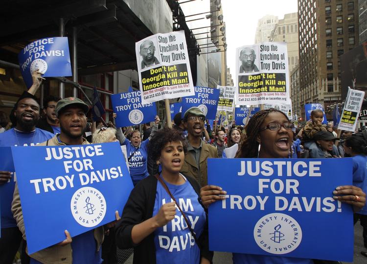 Protester. Amnesty International og anti-dødsstraf aktivister har gjort Troy Davis' dom til en mærkesag. 