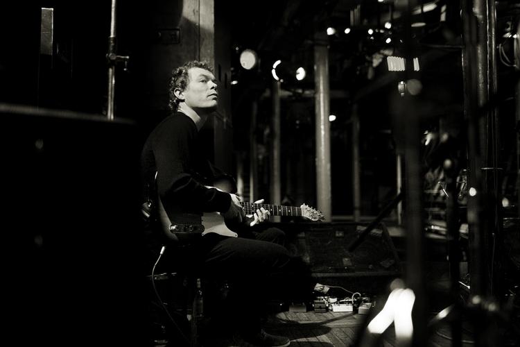 Bro. Den danske jazzguitarist Jakob Bro har ægthed og ro i sit musikalske projekt. 