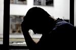 Fobier og angst er reaktioner, som bygger på evner, der har skullet beskytte mennesket helt fra urtiden. Evnen til at lære, når noget er farligt. Og evnen til at reagere hurtigt på en fare med kroppen, uden at skulle nå at gennemtænke situationen først. Derfor er fobier en reaktion, som fornuften let kommer til kort overfor. 