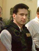 Slut. Den 44-årige Lawrence Russell Brewer blev henrettet onsdag. Han er dømt for det racemotiverede drab på James Byrd Jr, der i 1998 blev slæbt efter en bil, til han døde. 