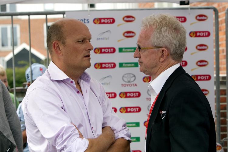 IMPONERET. Hvad formand Tom Lund (th.) og Danmarks Cykle Union har præsteret i København imponerer holdejer Bjarne Ris (tv.). - Foto: THOMAS SJØRUP (arkiv) 